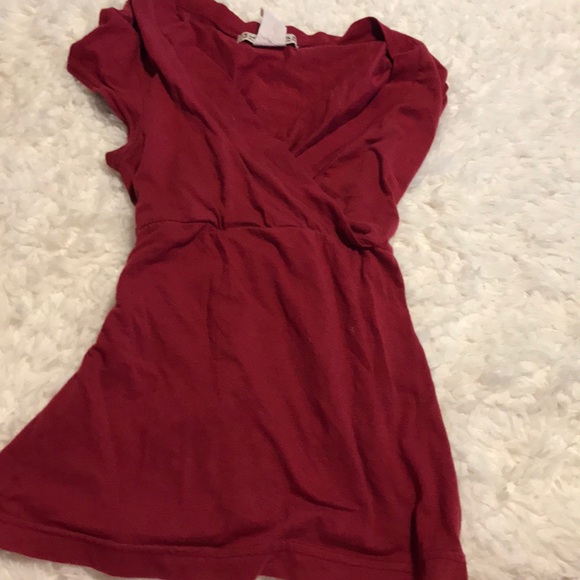 Burgundy Short Sleeve Tee - Picture 3 of 3